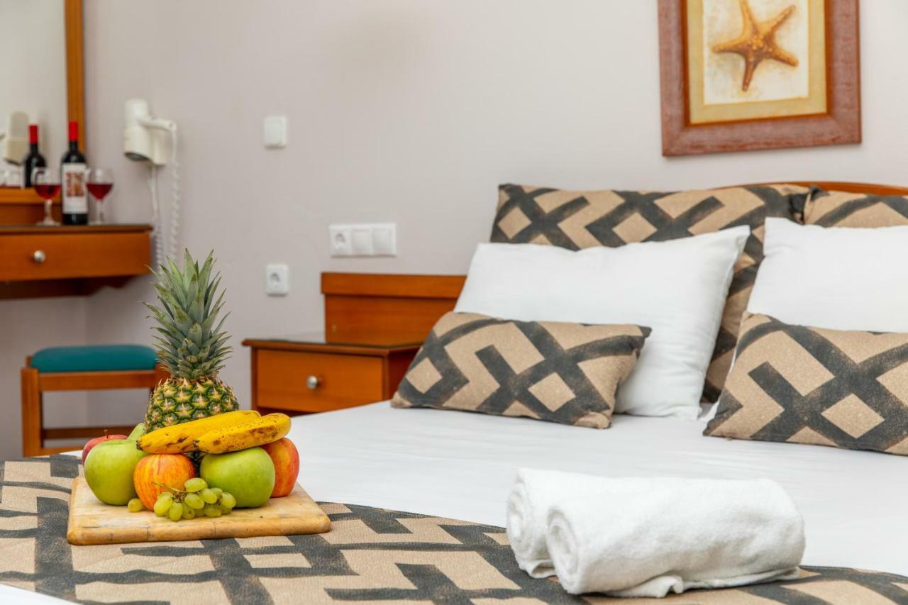 Hotel Palatia Naxos City Extérieur photo