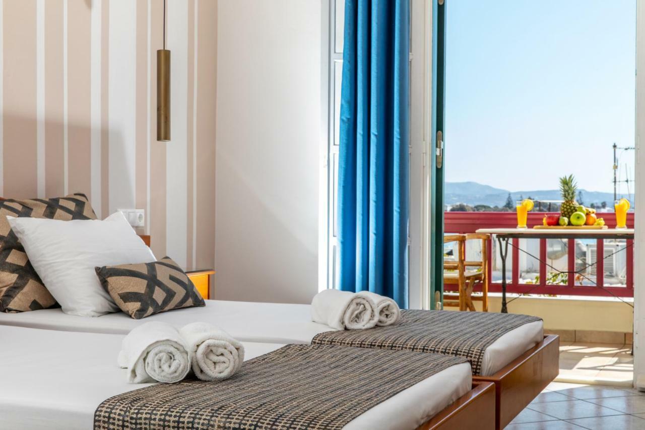 Hotel Palatia Naxos City Extérieur photo